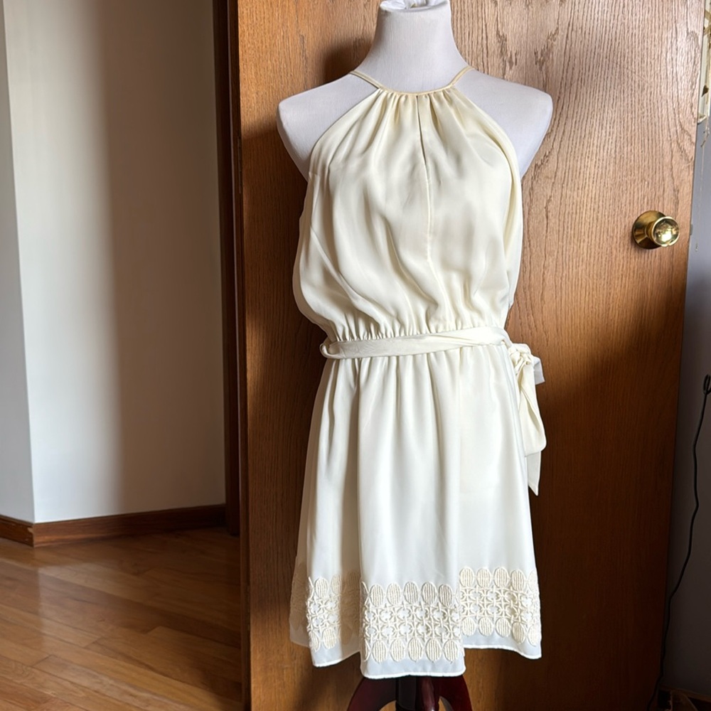 Express Halter Cream dress with embroidered detailing around hem Size L